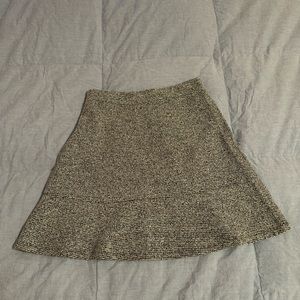 NWT Loft pull on tweed flippy skirt